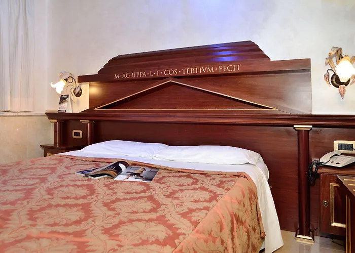 Otel Pantheon