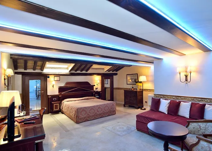 Pantheon Otel 4*