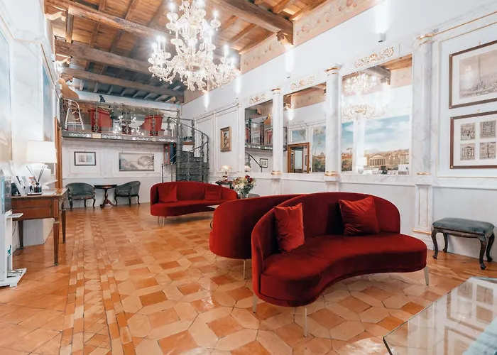 Otel Pantheon