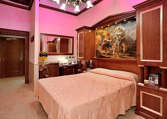 Otel Pantheon