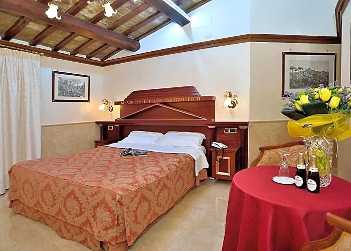 Pantheon Otel